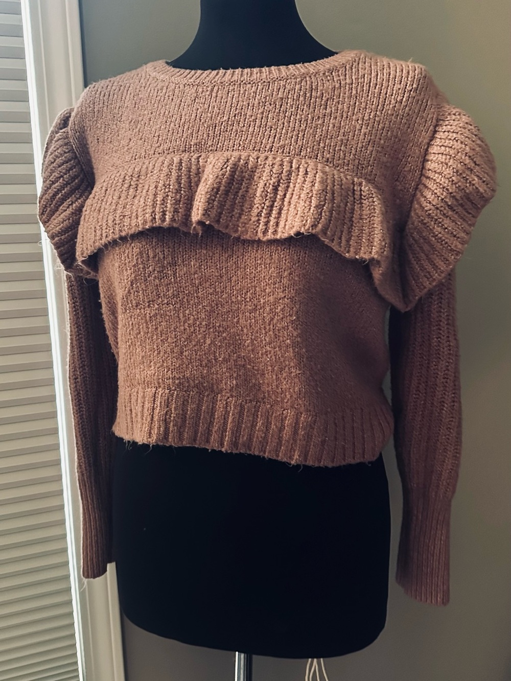 Wild Fable Brown Knit Ruffle Accent Cropped Sweater Size Small